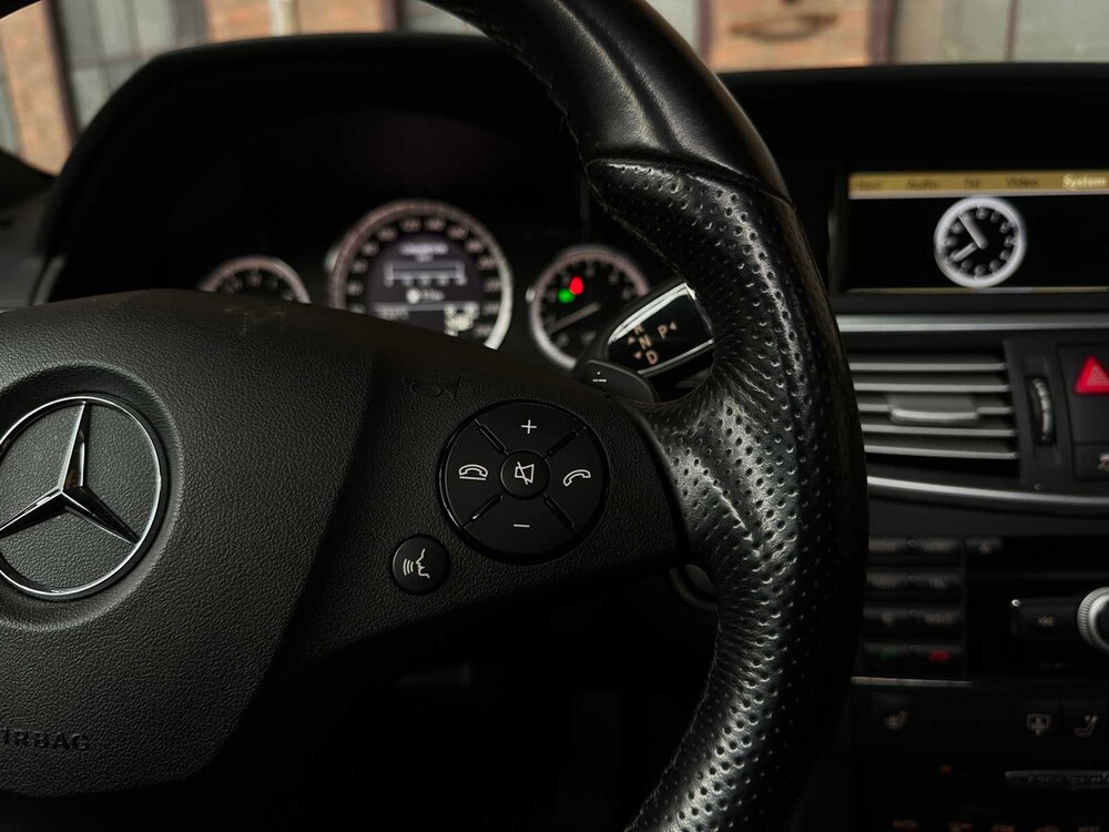 Mercedes-Benz E500 AMG 5.5 V8 388pk 2010 Youngtimer