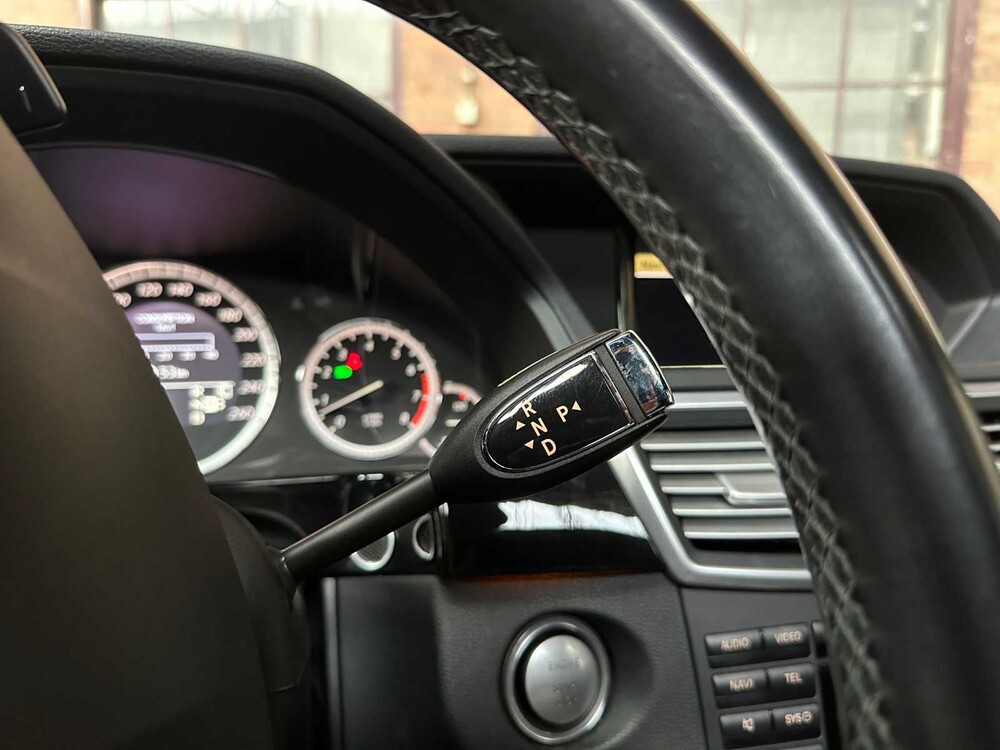 Mercedes-Benz E500 AMG 5.5 V8 388pk 2010 Youngtimer