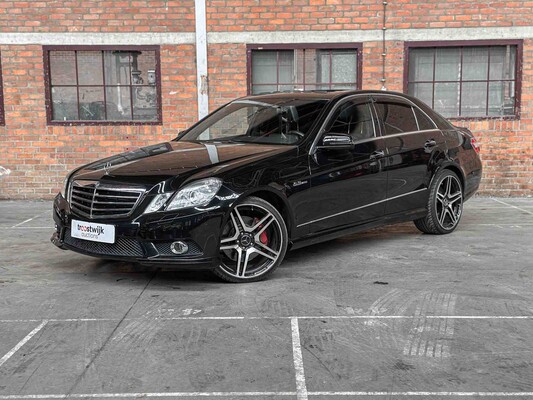 Mercedes-Benz E500 AMG 5.5 V8 388hp 2010 Youngtimer