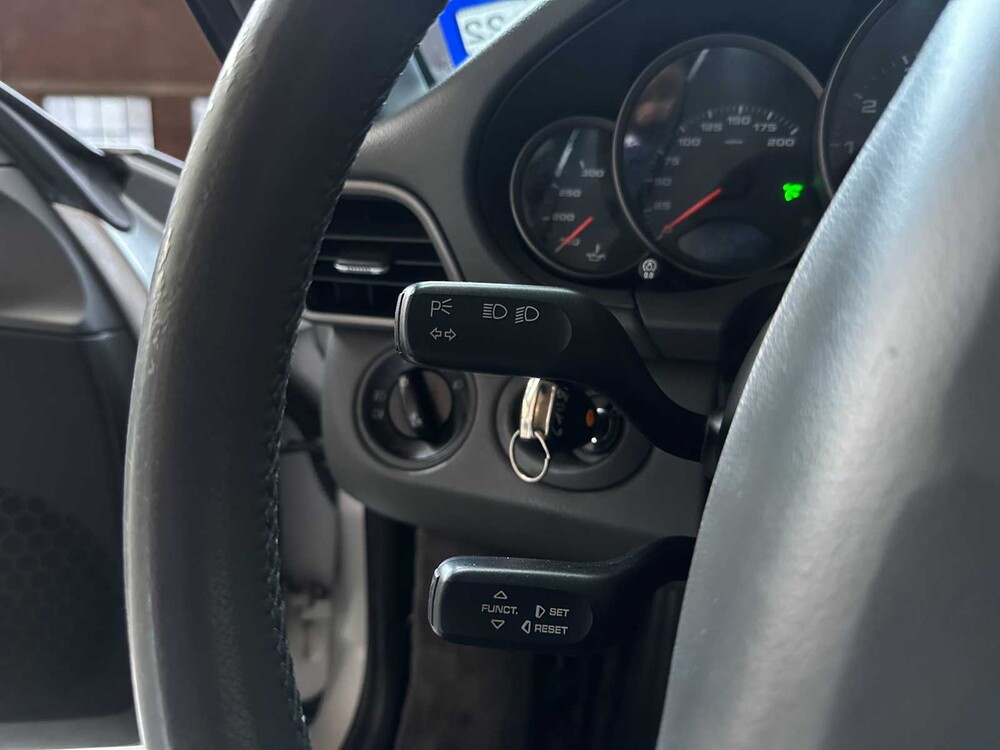 Porsche 911 Carrera Coupe 3.6 997 325pk 2004 Youngtimer