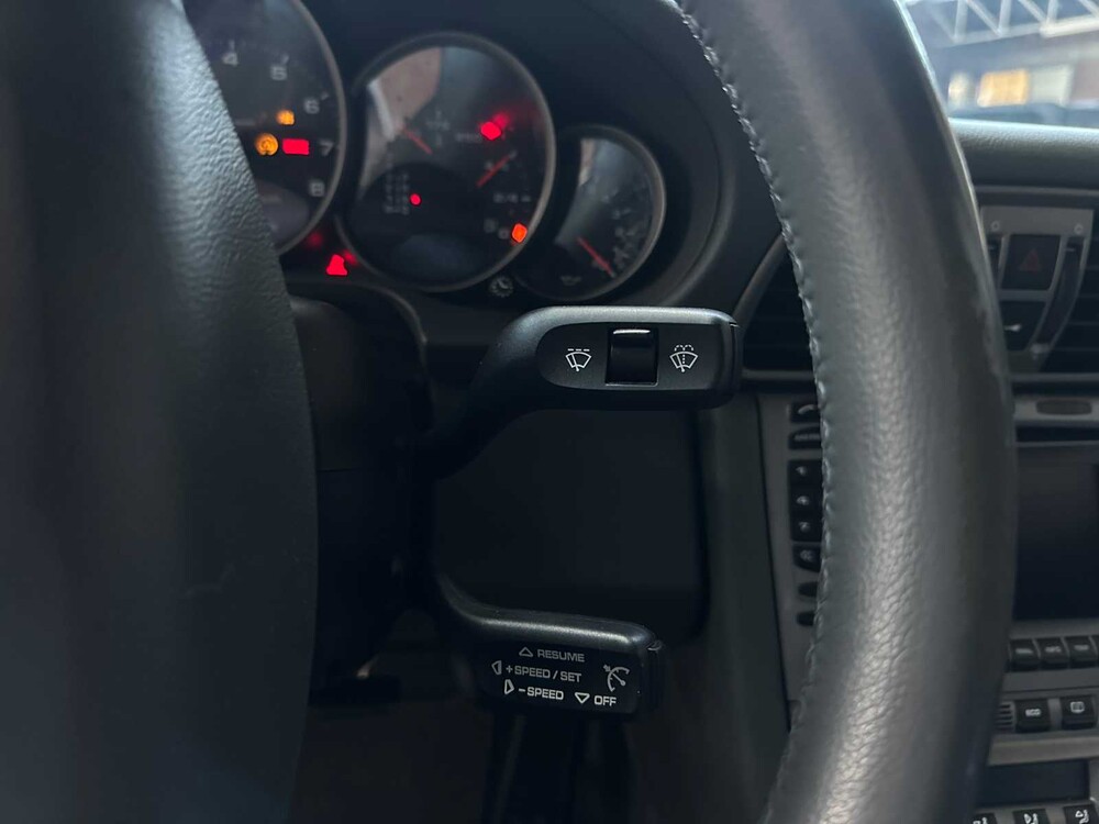 Porsche 911 Carrera Coupe 3.6 997 325pk 2004 Youngtimer