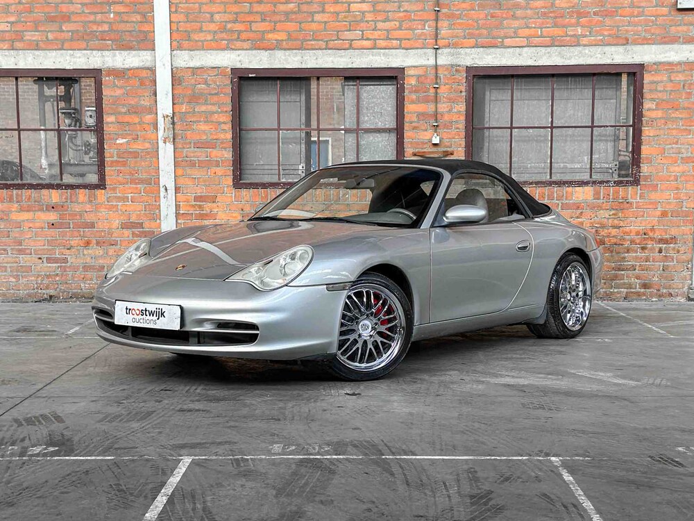 Porsche 911 Carrera Cabriolet 3.6 996 320pk 2003 Youngtimer