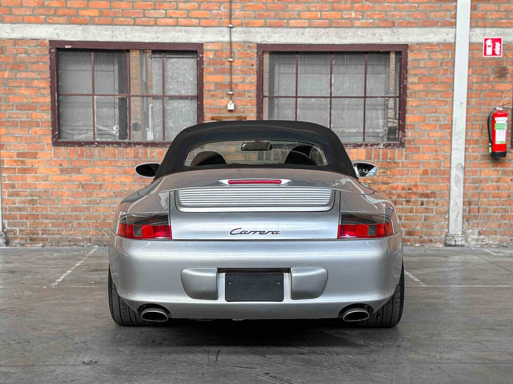 Porsche 911 Carrera Cabriolet 3.6 996 320pk 2003 Youngtimer