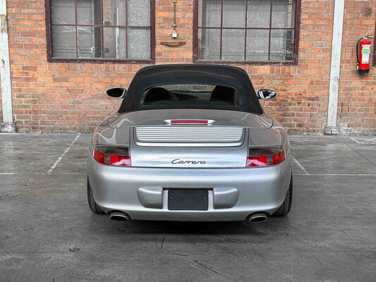 Porsche 911 Carrera Cabriolet 3.6 996 320hp 2003 Youngtimer