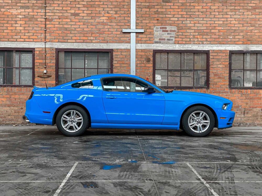 Ford Mustang 3.7 V6 309pk 2014, S-079-ZJ