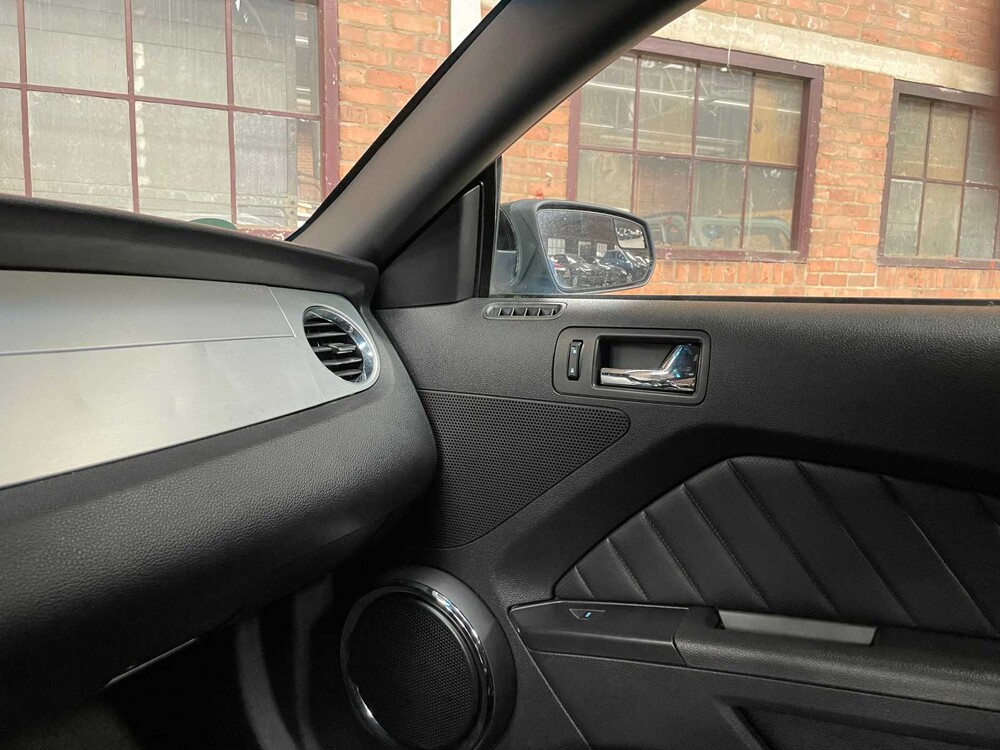 Ford Mustang 3.7 V6 309pk 2014, S-079-ZJ