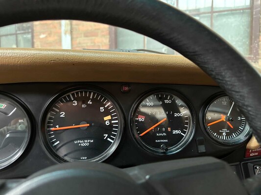 Porsche 912E 2.0 Coupe 911 1976, 19-YE-96 Classic Car