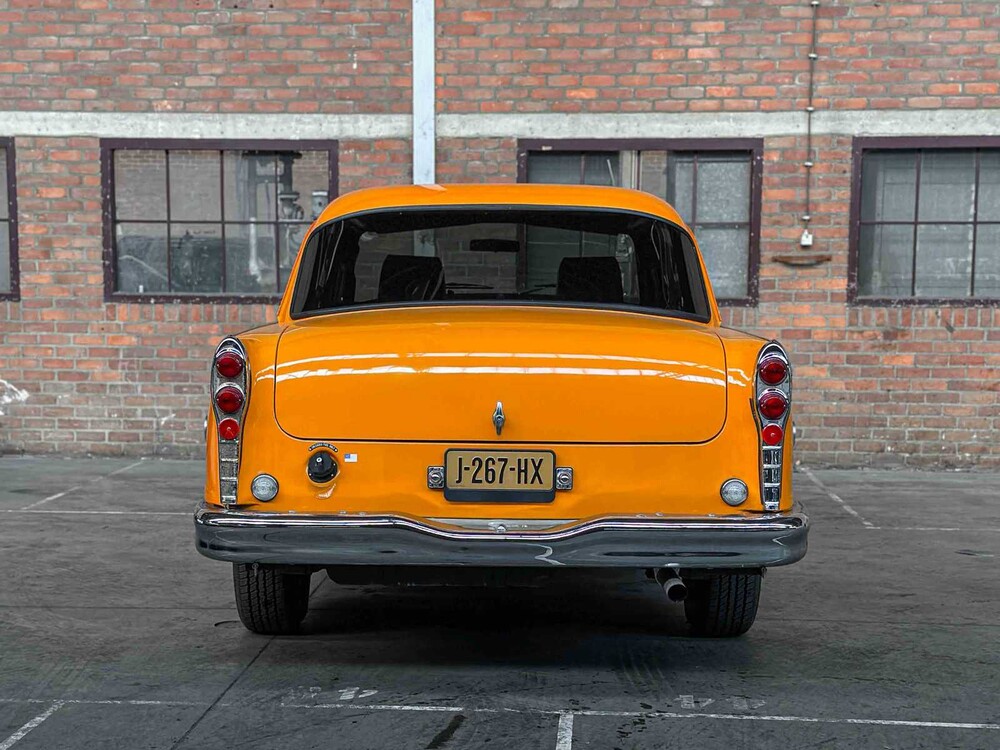 Checker Marathon Yellow Cab 3.8 TAXI 114pk 1982, J-267-HX