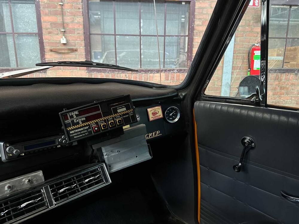 Checker Marathon Yellow Cab 3.8 TAXI 114pk 1982, J-267-HX