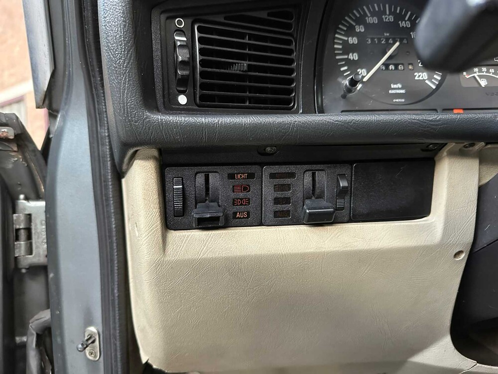 BMW 525e 2.7 126pk 1984 5-serie, 91-GNV-4 Olditmer