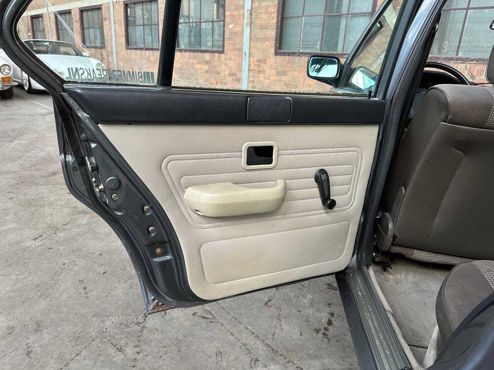 BMW 525e 2.7 126pk 1984 5-serie, 91-GNV-4 Olditmer