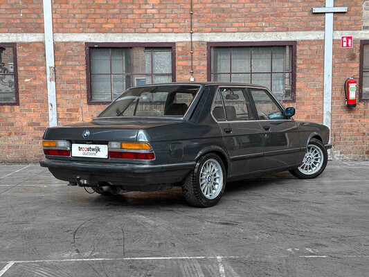 BMW 525e 2.7 126hp 1984 5-series, 91-GNV-4 Olditmer