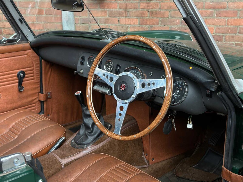 MG B Type 1.8 Roadster MIDGET 95pk 1976 (Hardtop + Softtop), GT-HX-03