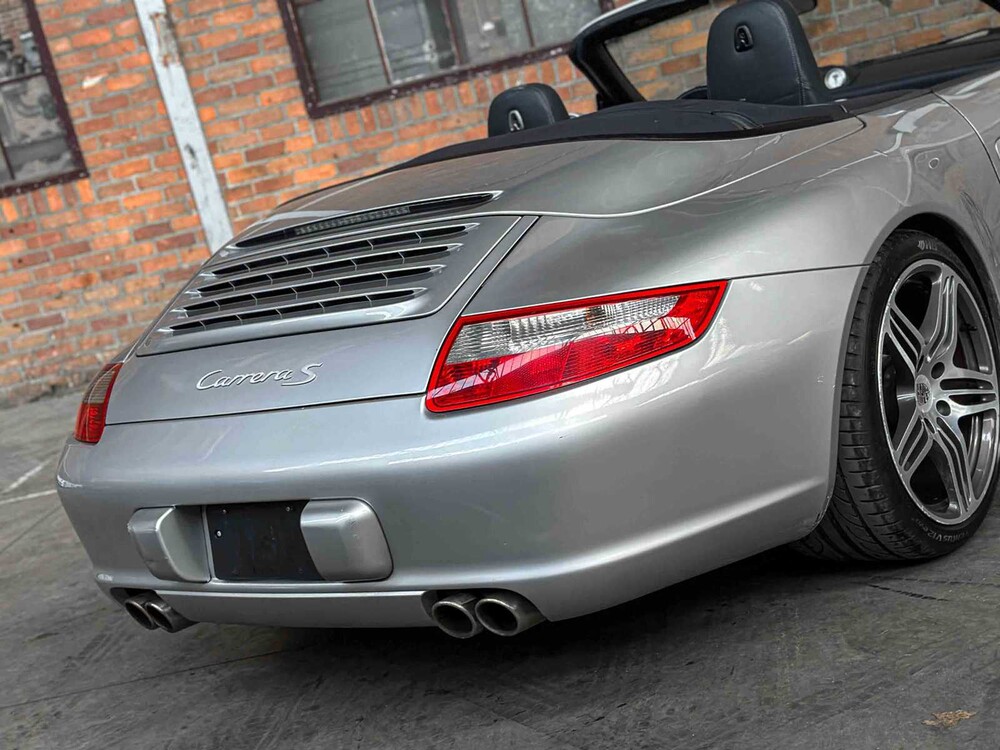 Porsche 911 Carrera S Cabriolet 3.8 997 (MANUAL) 355pk 2006 Youngtimer