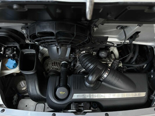 Porsche 911 Carrera S Cabriolet 3.8 997 (MANUAL) 355hp 2006 Youngtimer