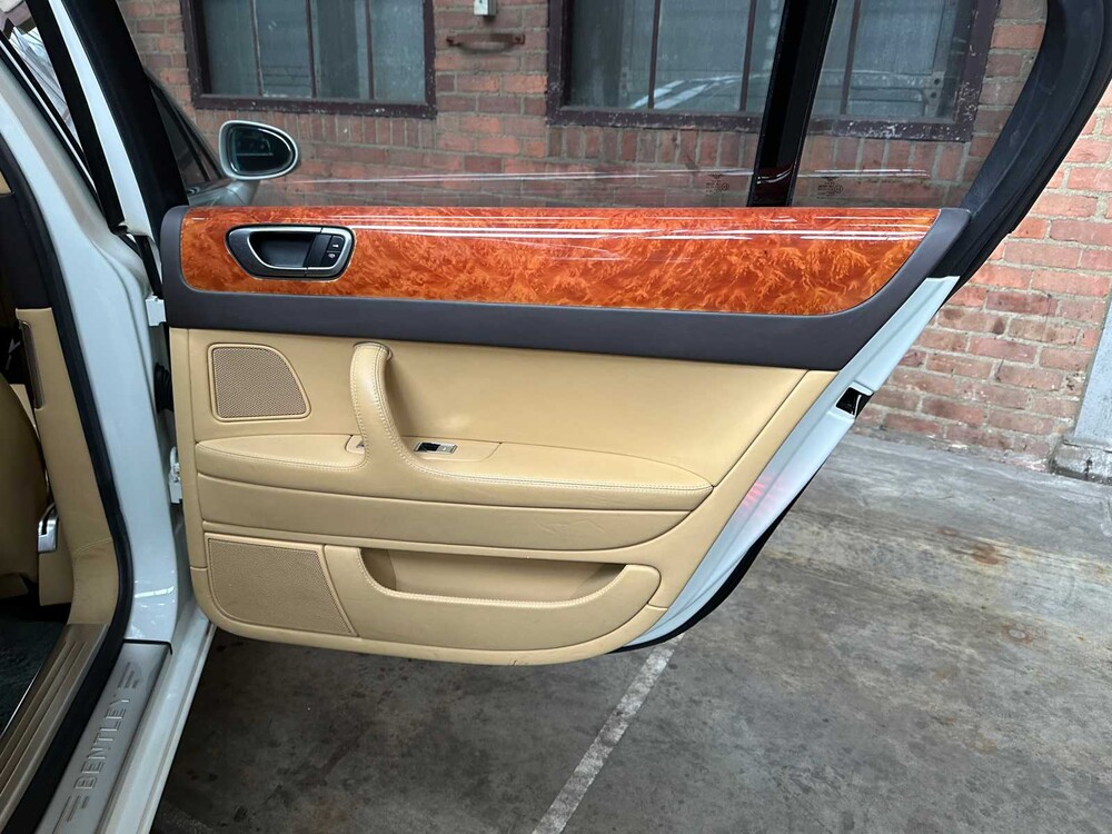 Bentley Continental Flying Spur 6.0 W12 525PK 2007 Youngtimer