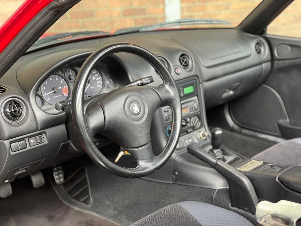 Mazda MX-5 1.6i 110pk 1999, 40-SF-XJ Youngtimer
