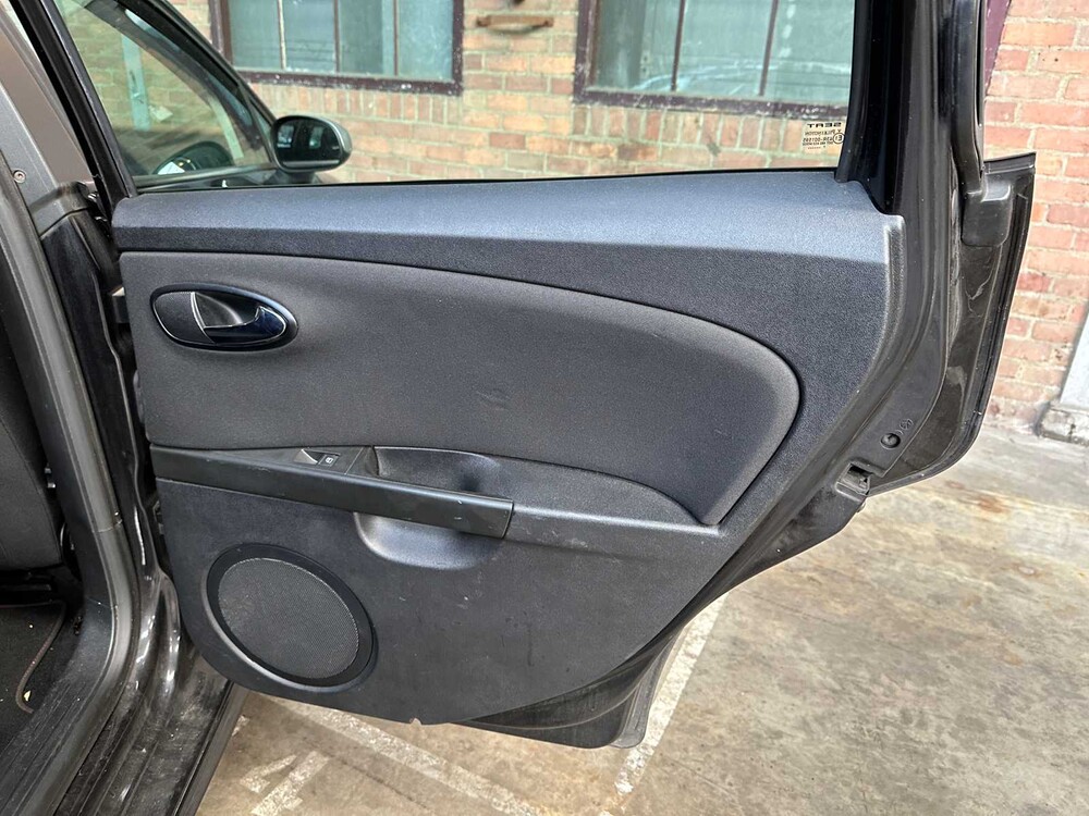 SEAT Leon FR 2.0 TFSI 200pk 2008 -Automaat-, 05-GTK-8 Youngtimer