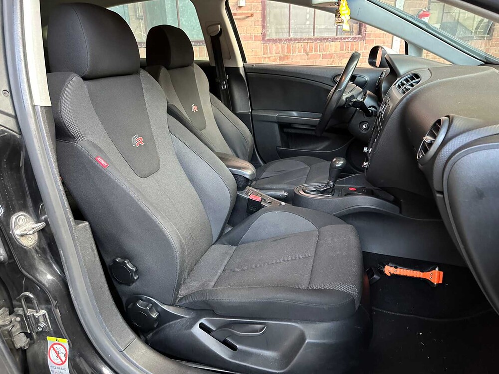 SEAT Leon FR 2.0 TFSI 200pk 2008 -Automaat-, 05-GTK-8 Youngtimer