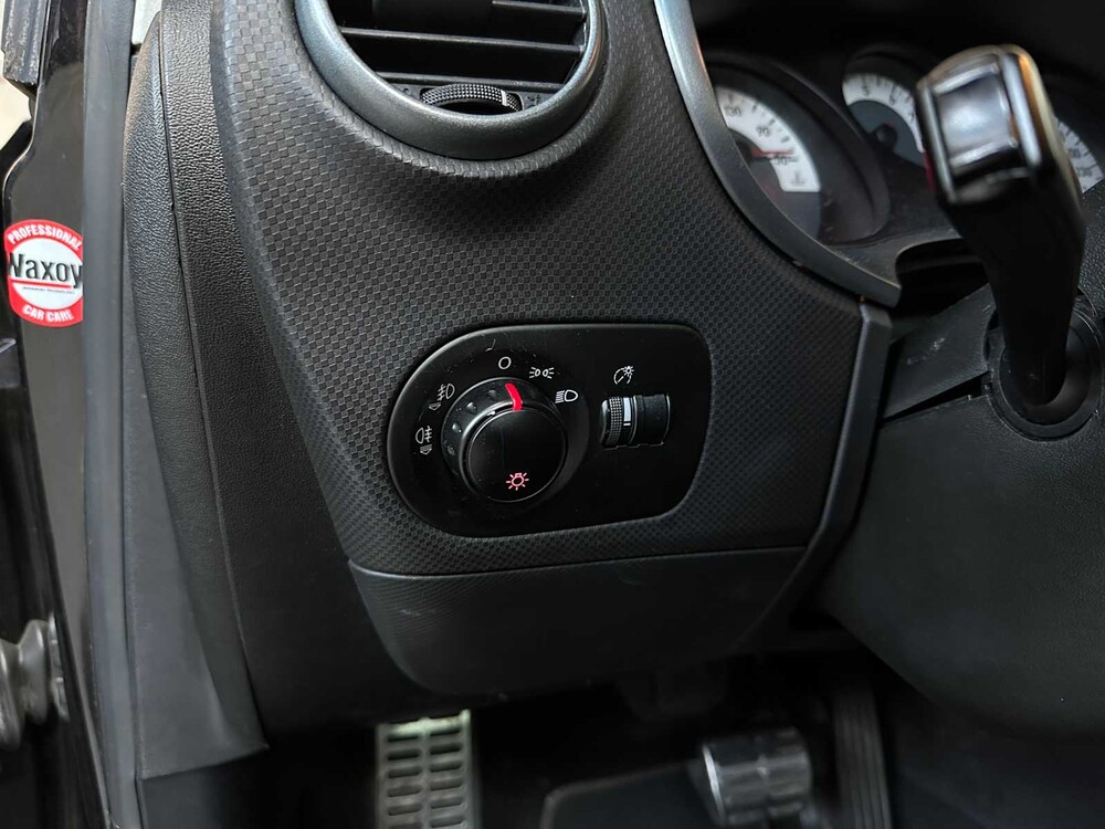 SEAT Leon FR 2.0 TFSI 200pk 2008 -Automaat-, 05-GTK-8 Youngtimer