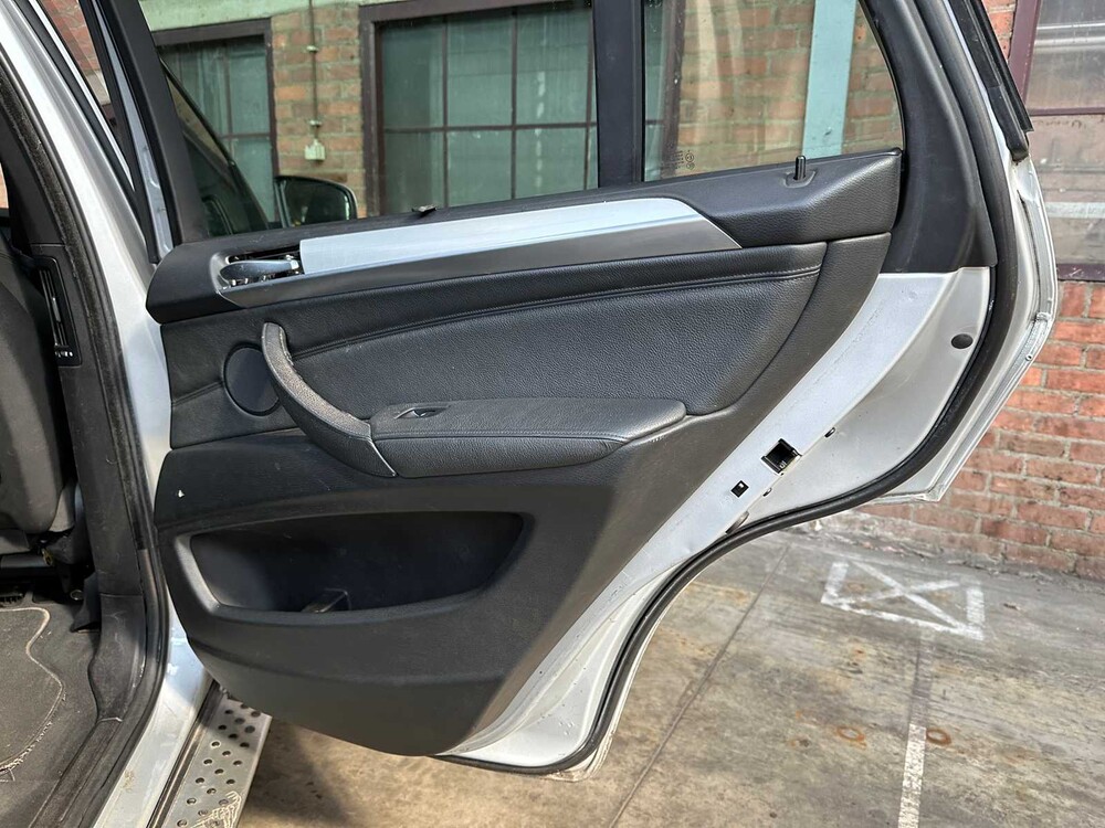 BMW X5 xDrive48i High Executive 355pk 2009, 85-JDJ-8