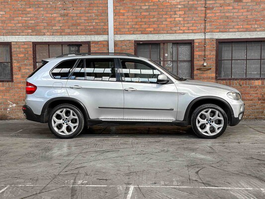 BMW X5 xDrive48i High Executive 355hp 2009, 85-JDJ-8