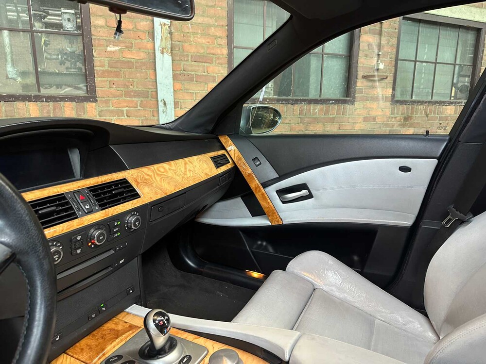 BMW M5 5.0 V10 500pk 2006 5-serie Youngtimer