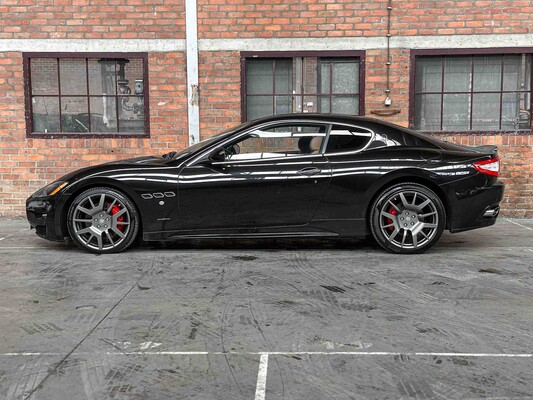 Maserati Granturismo S 4.7 V8 440hp MC Shift 33.000km 2009 Youngtimer