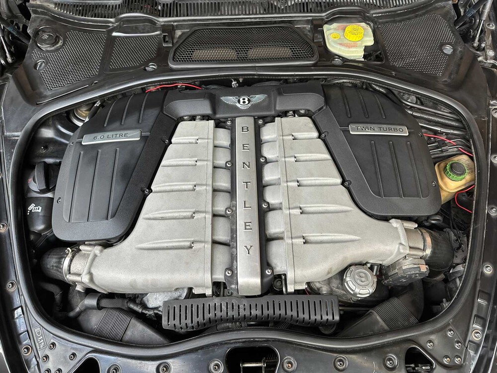 Bentley Continental Flying Spur 6.0 W12 525pk 2006 Youngtimer