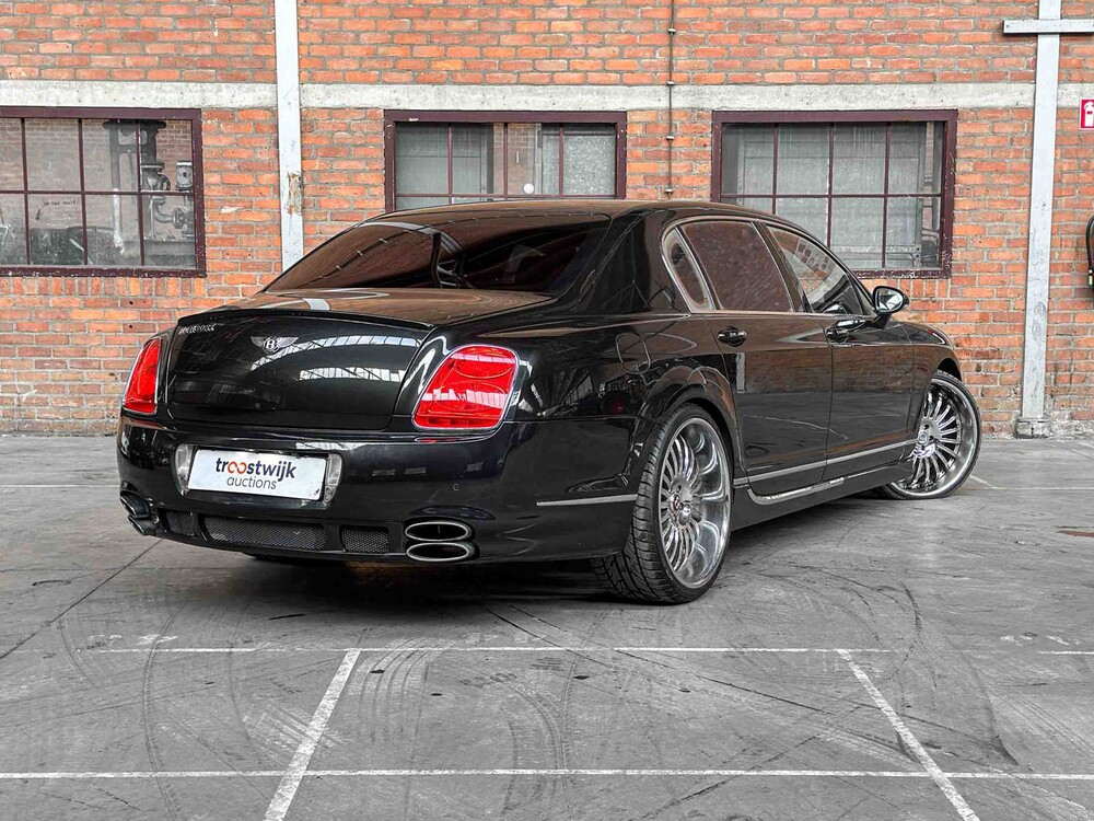 Bentley Continental Flying Spur 6.0 W12 525pk 2006 Youngtimer