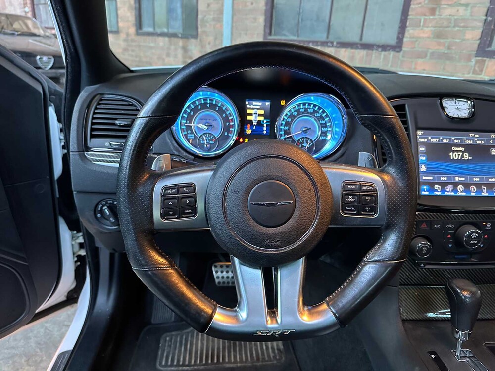 Chrysler 300C SRT8 Facelift 6.1 V8 477pk 2012