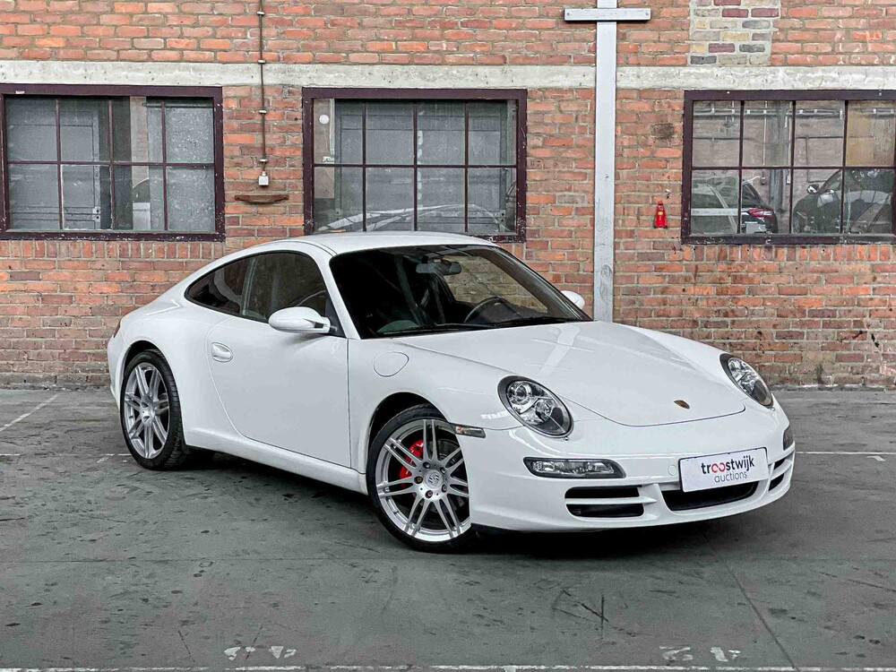 Porsche 911 997 Coupé 3.6 325pk 2005 Youngtimer