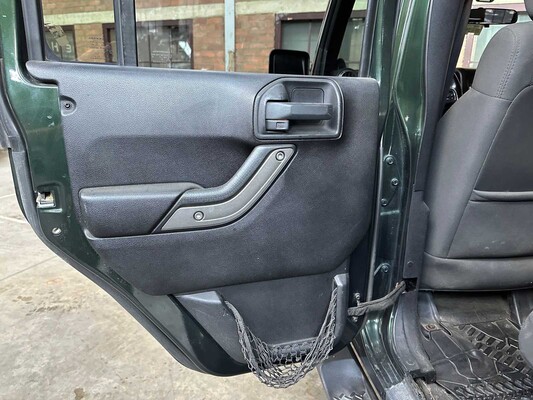 Jeep Wrangler Unlimited Sport 3.8 V6 199pk 2011