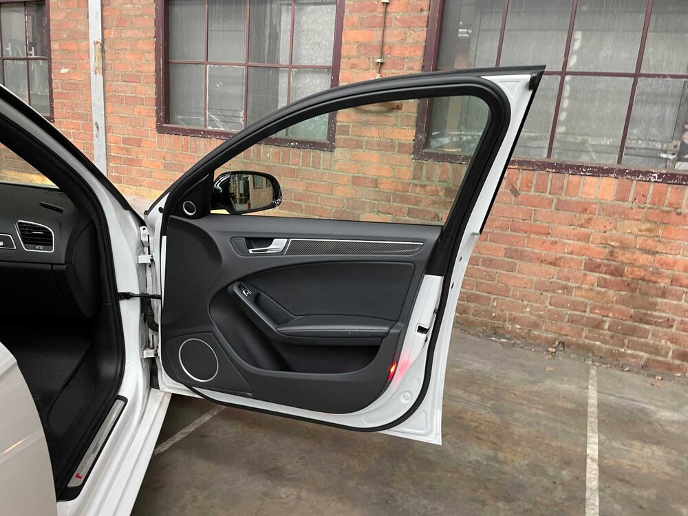 Audi RS4 Avant 4.2 FSI V8 Quattro 450pk 2012, H-121-HG