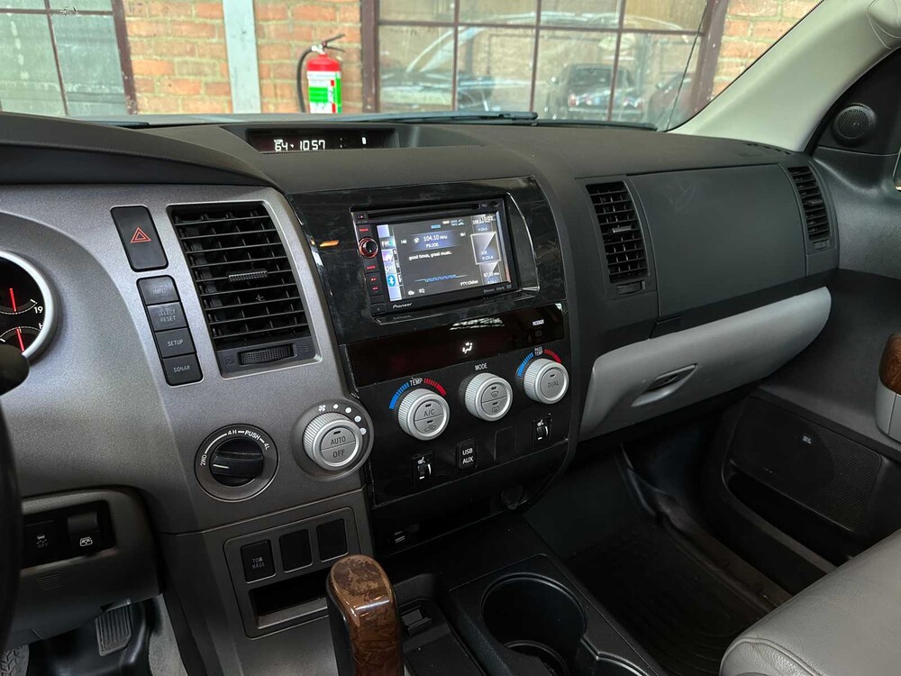 Toyota Tundra 5.7 V8 Double Cab 381pk 2011, 1-VRP-97