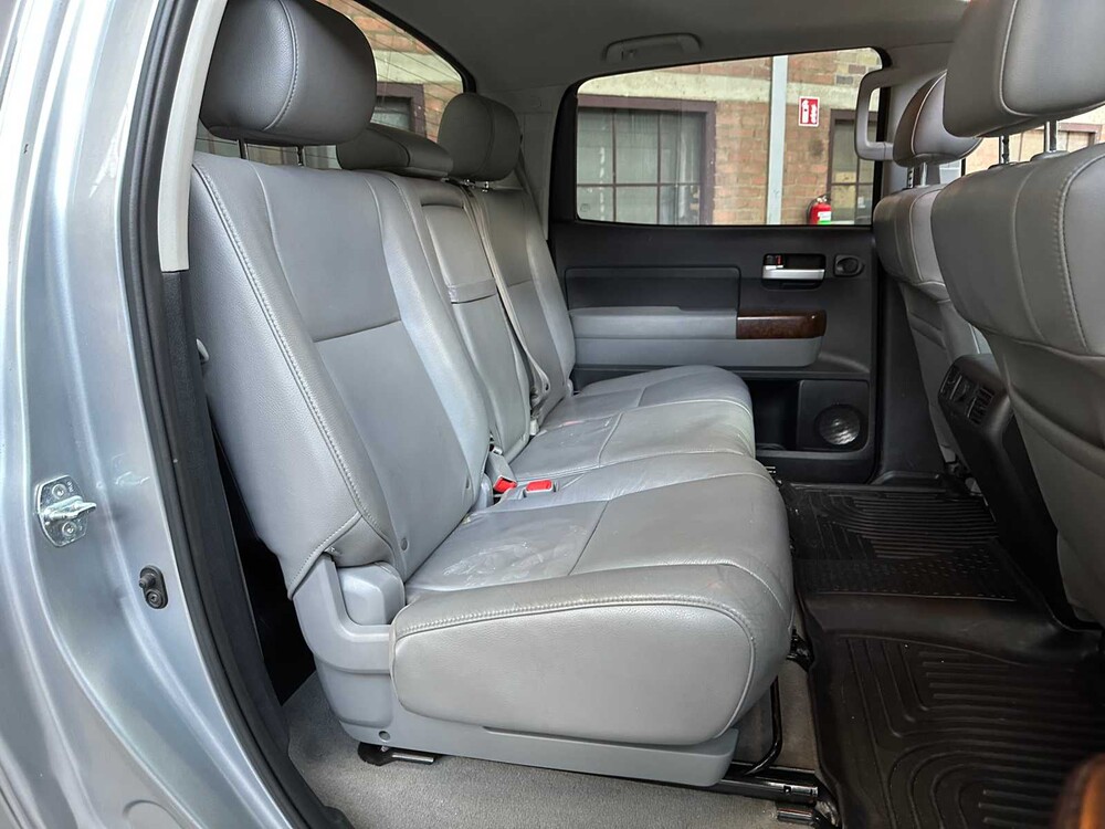 Toyota Tundra 5.7 V8 Double Cab 381pk 2011, 1-VRP-97