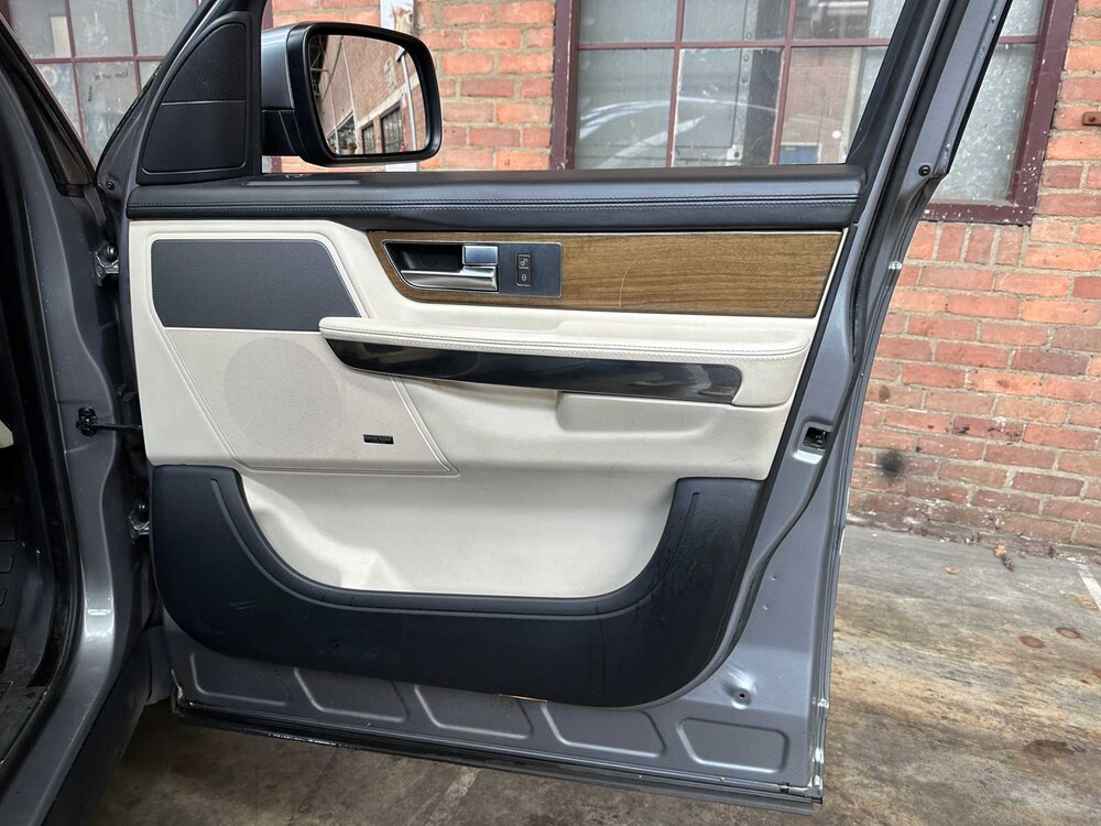 Land Rover Range Rover 5.0 V8 380pk 2012