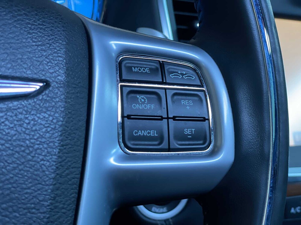 Chrysler 300C LD Hemi Facelift  5.7 V8 367pk 2014