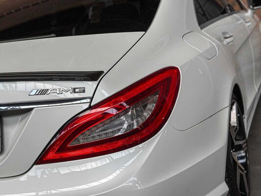 Mercedes-Benz CLS63 AMG 5.5 V8 525pk 2012 CLS-Klasse