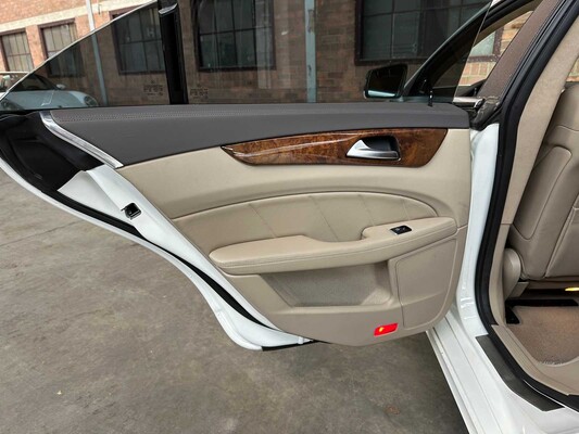 Mercedes-Benz CLS63 AMG 5.5 V8 525pk 2012 CLS-Klasse