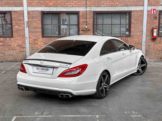Mercedes-Benz CLS63 AMG 5.5 V8 525pk 2012 CLS-Klasse