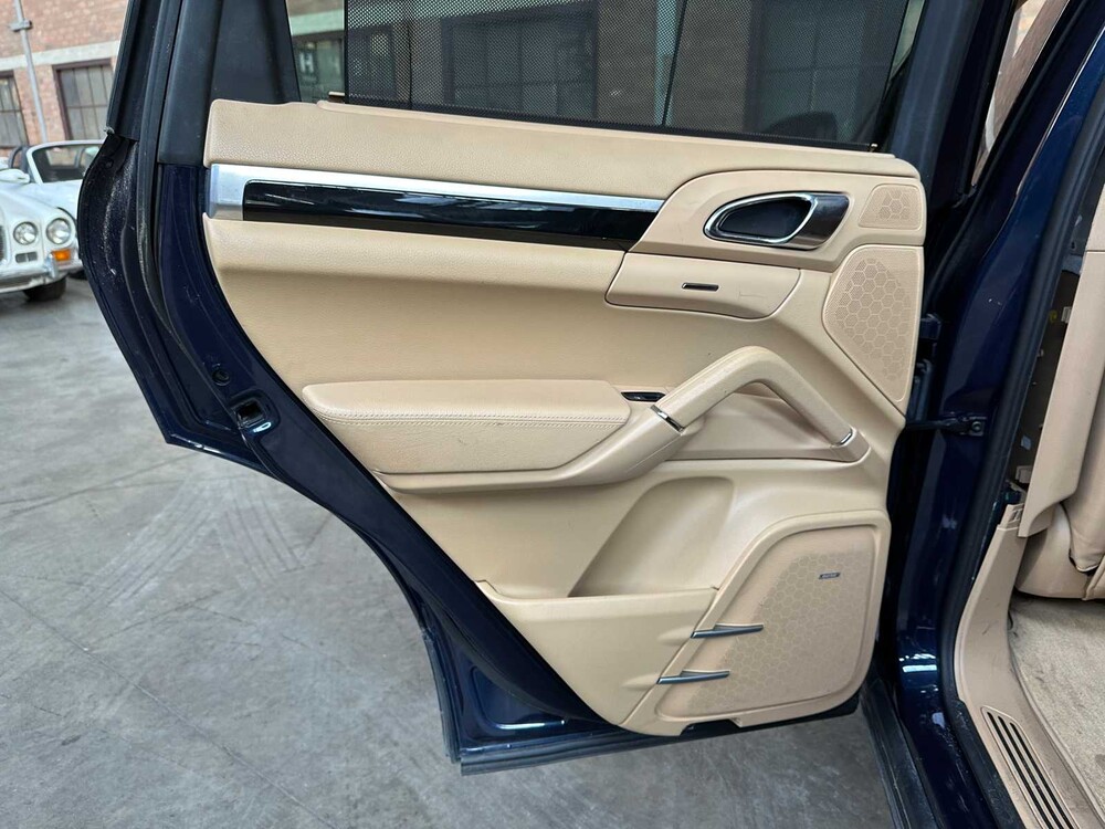 Porsche Cayenne 3.6 V6 300pk 2012