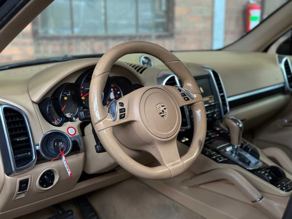 Porsche Cayenne 3.6 V6 300pk 2012