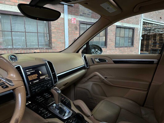 Porsche Cayenne 3.6 V6 300pk 2012