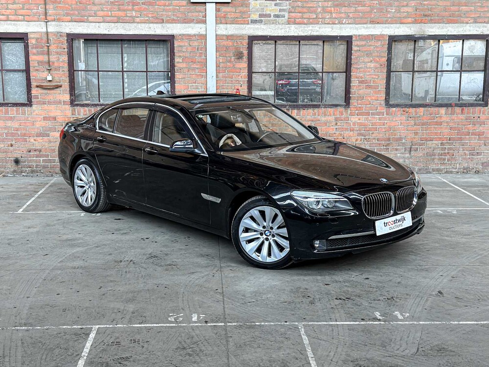 BMW ActiveHybrid7 F04 4.4 V8 465pk 2011