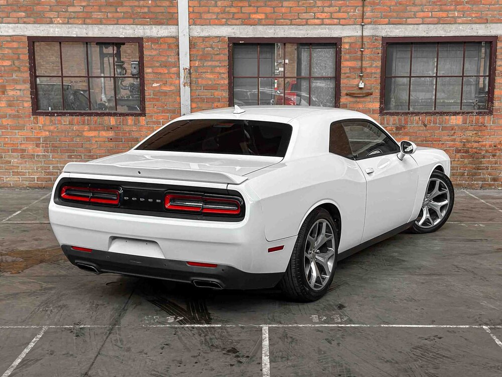 Dodge Challenger SXT PLUS 3.6 V6 305pk 2016