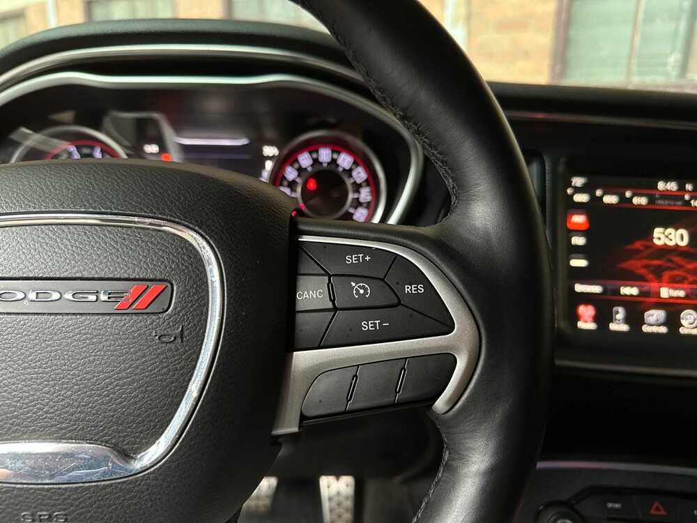 Dodge Challenger SXT PLUS 3.6 V6 305pk 2016