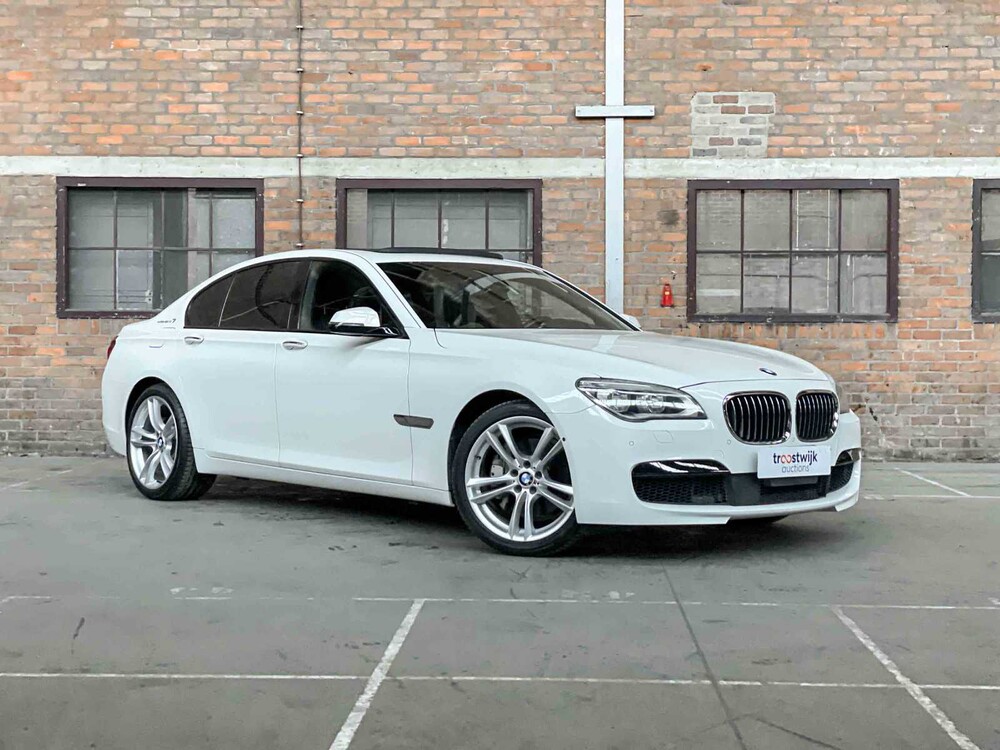 BMW ActiveHybrid7 M-Sport 3.0 L6 354pk 2014 7-serie 