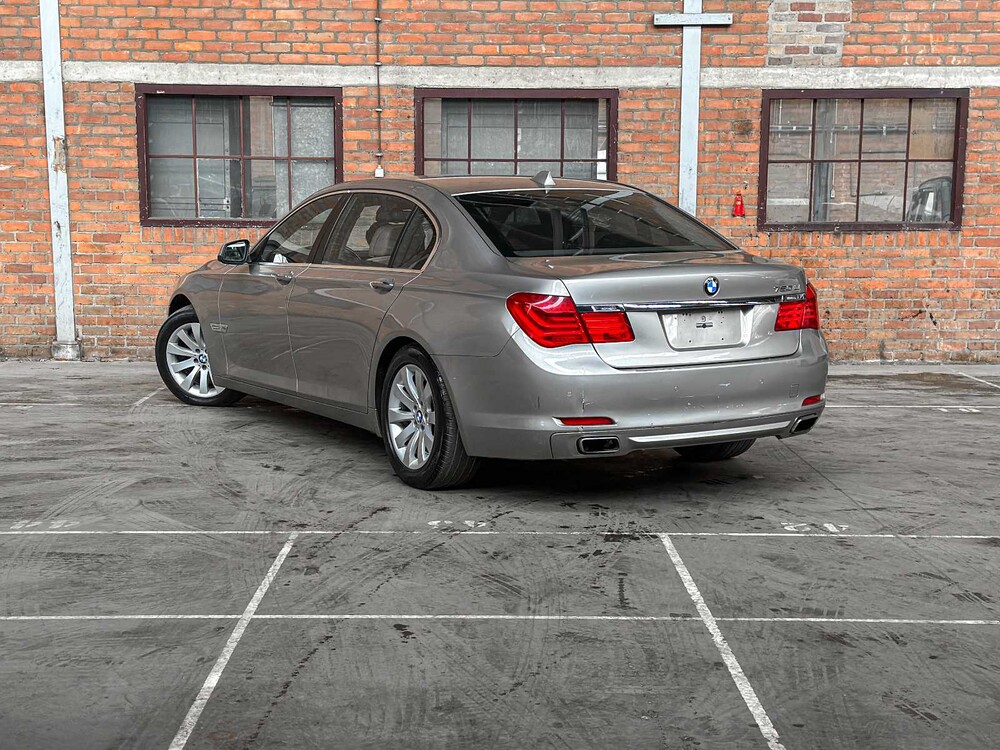 BMW 750Li xDrive 4.4 V8 405pk 2010 7-serie F02 
