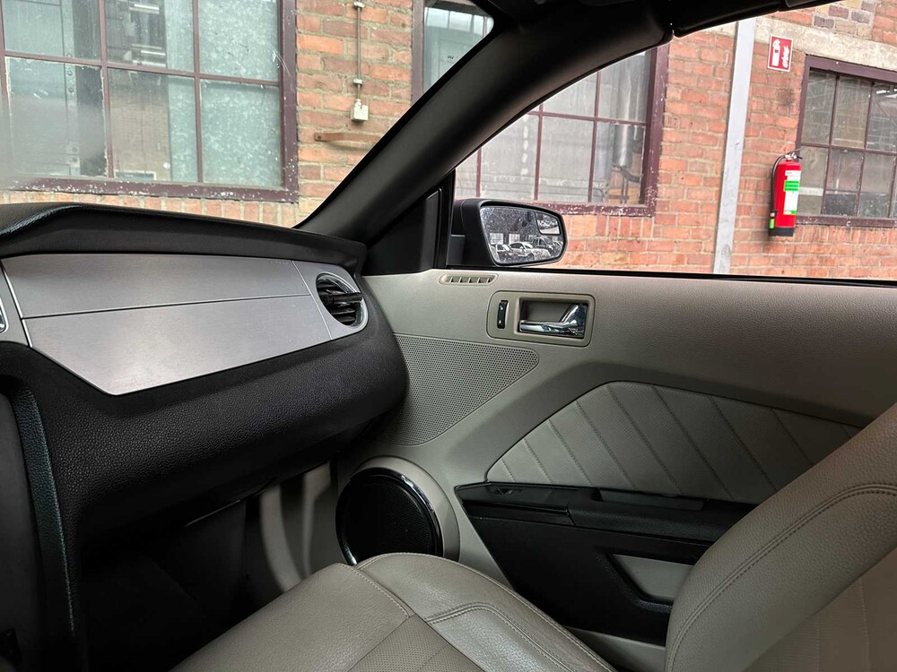 Ford Mustang Cabriolet 3.7 V6 310pk 2011